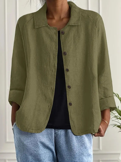 חולצה רחבה עם צווארון מחוייט ושרוול שלושה רבעים לנשים